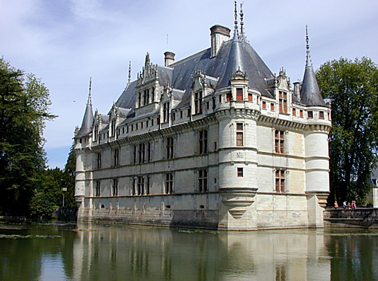 Le château d'Azay le Rideau - Vue arrière