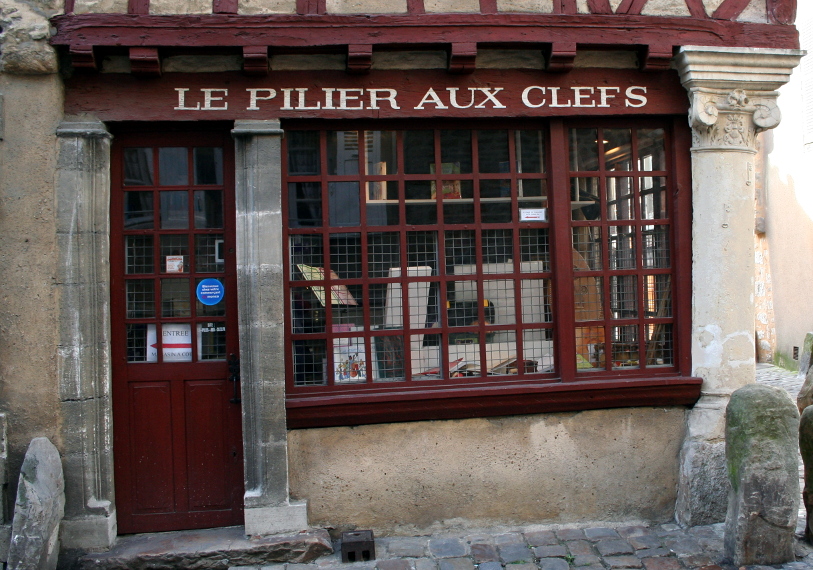 Le Vieux Mans - Le pilier aux clefs