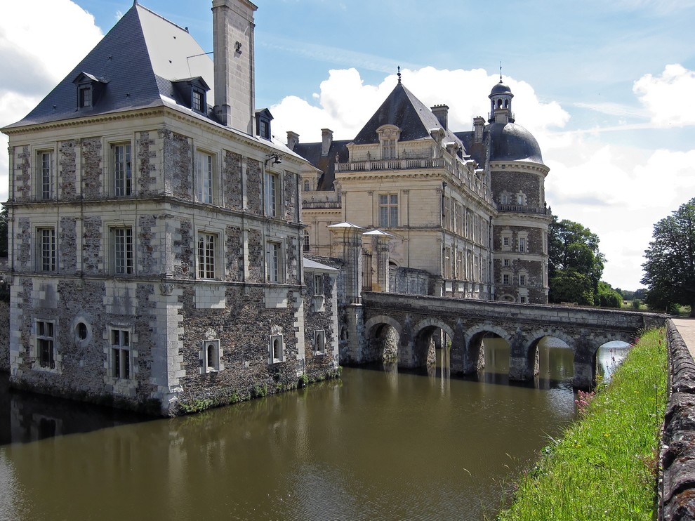 Le Château de Serrant - Vue latérale
