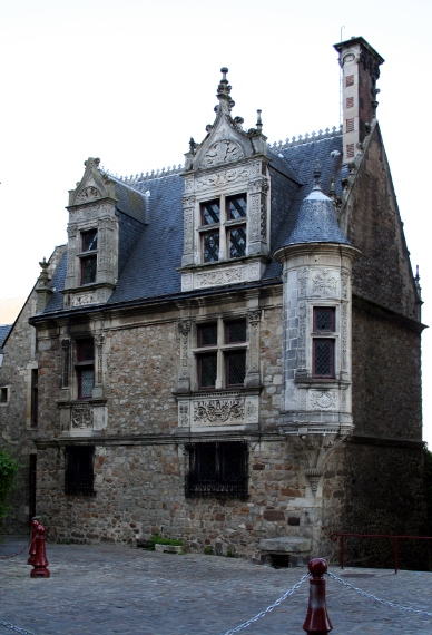 Le Vieux Mans - La maison à la tourelle