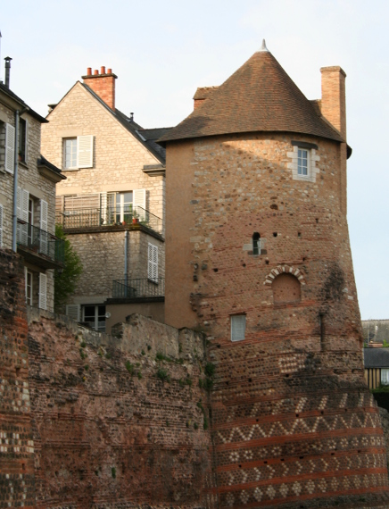 Le Vieux Mans - Enceinte gallo-romaine - Donjon